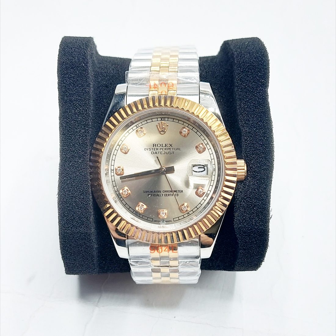 Rolex Datejust — Dvobojni, fluted bezel, dijamantni indeksi