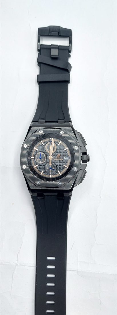 Audemars Piguet Royal Oak Offshore Chronograph — Carbon kućište, crni brojčanik