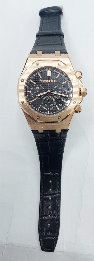 Audemars Piguet Royal Oak Offshore Chronograph — Rose gold, crni remen