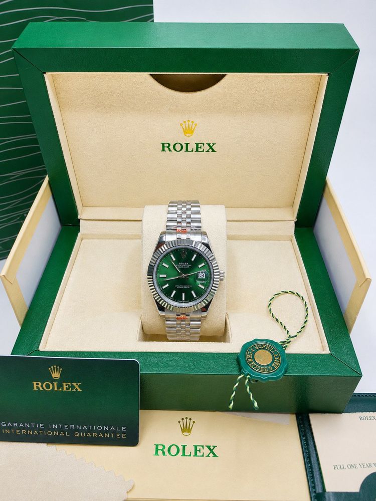 Kolekcija A Ref. DJ-134 — Zeleni brojčanik, fluted bezel — s kutijom i papirima